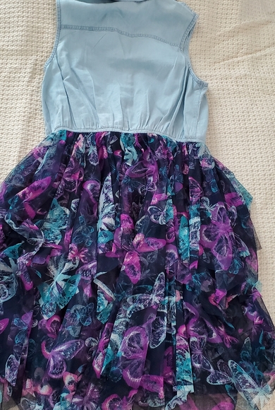 Girls dress - Picture 4 of 4